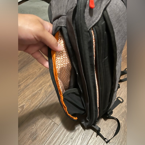 Knack Original Series 1 Medium Backpack - Picture 3 of 6